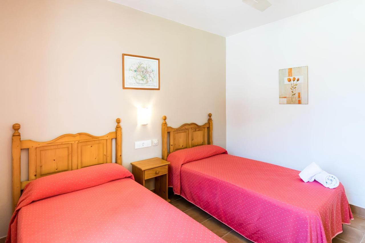 Apartamentos Arenal Playa プンタ・グロッサ エクステリア 写真