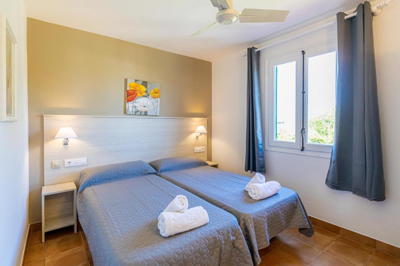 Apartamentos Arenal Playa プンタ・グロッサ エクステリア 写真