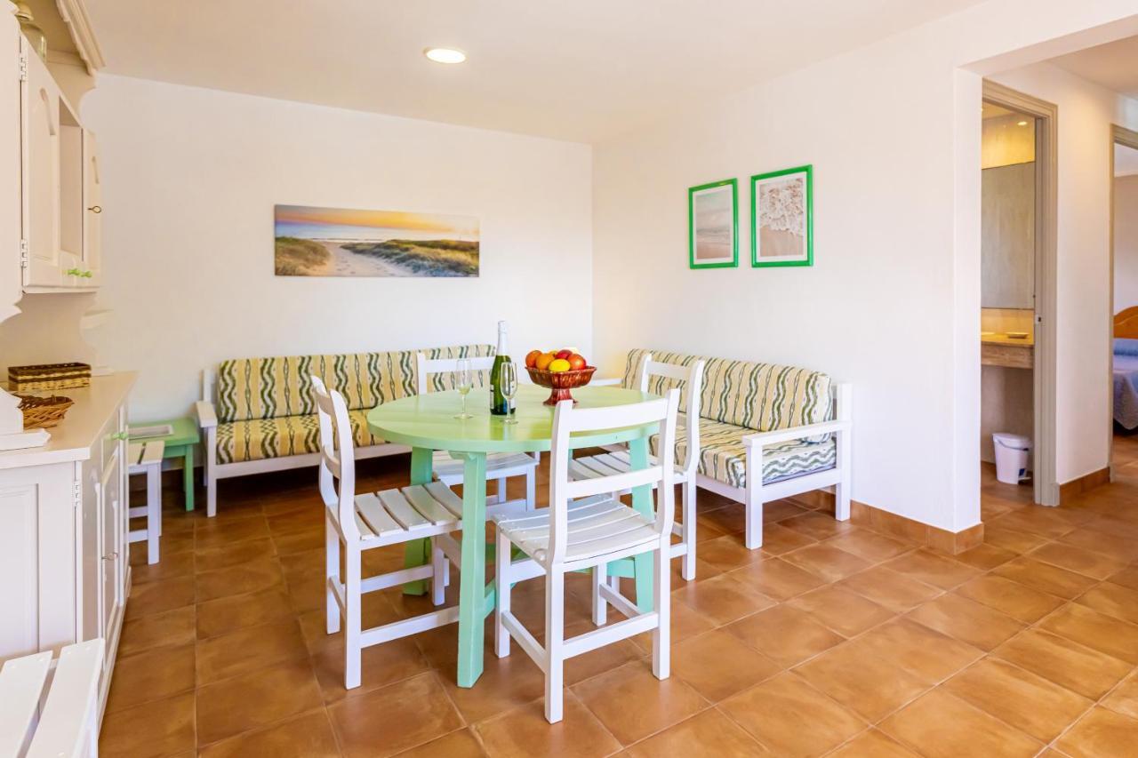 Apartamentos Arenal Playa プンタ・グロッサ エクステリア 写真