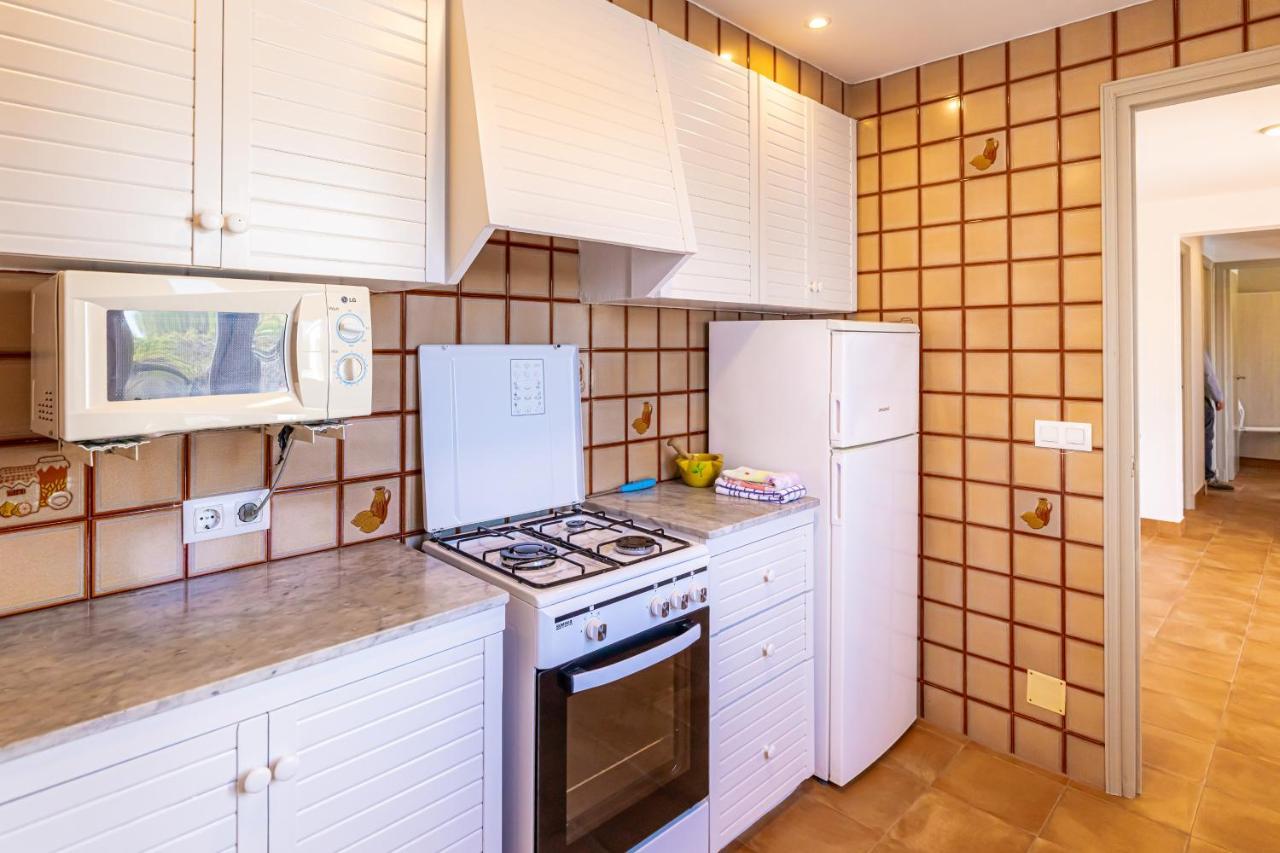 Apartamentos Arenal Playa プンタ・グロッサ エクステリア 写真