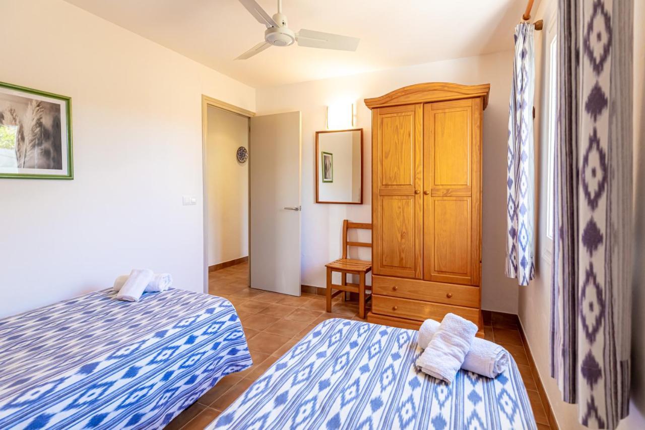 Apartamentos Arenal Playa プンタ・グロッサ エクステリア 写真